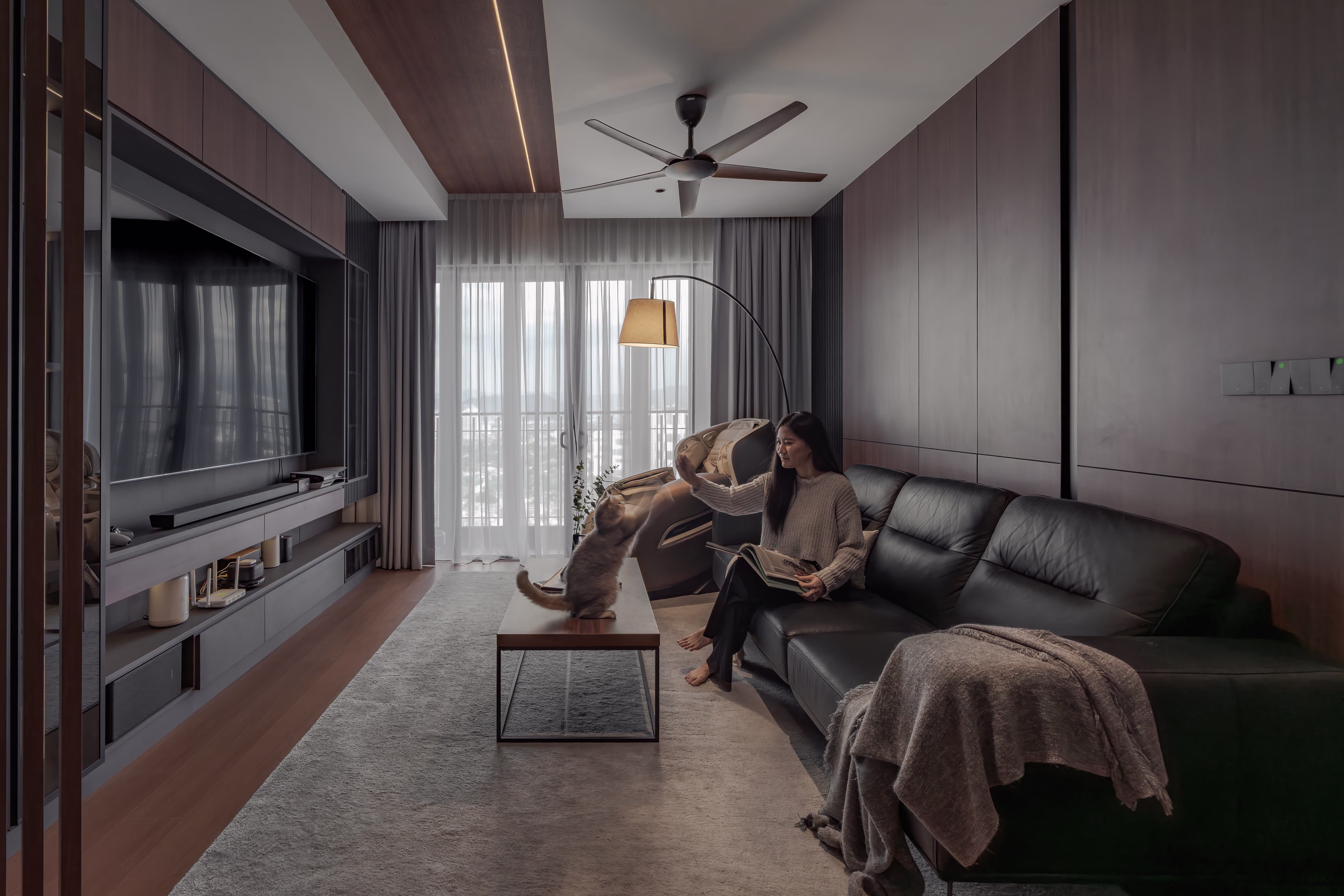 The WHISPER HOUSE project